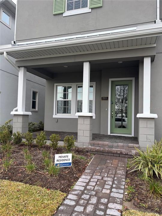 Active With Contract: $2,900 (3 beds, 2 baths, 1787 Square Feet)