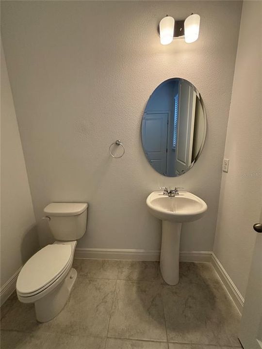 Active With Contract: $2,900 (3 beds, 2 baths, 1787 Square Feet)