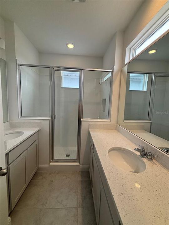 Active With Contract: $2,900 (3 beds, 2 baths, 1787 Square Feet)