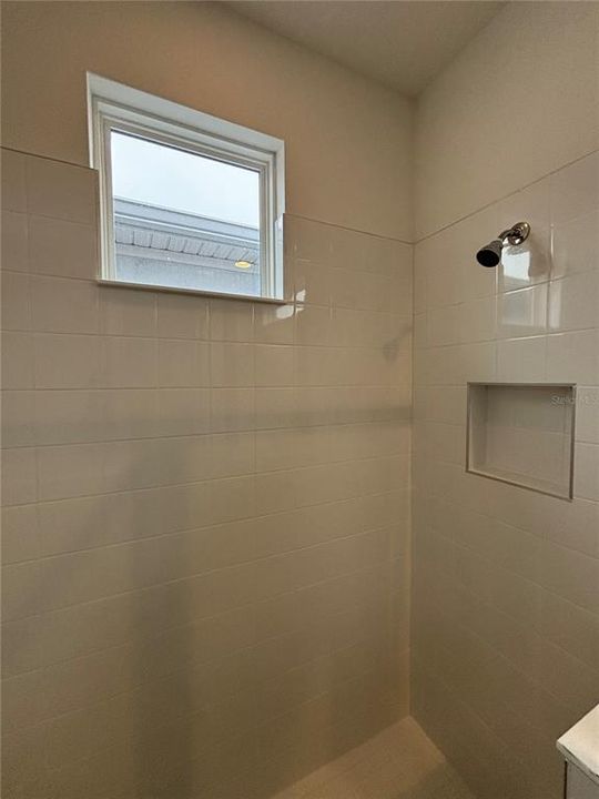 Active With Contract: $2,900 (3 beds, 2 baths, 1787 Square Feet)