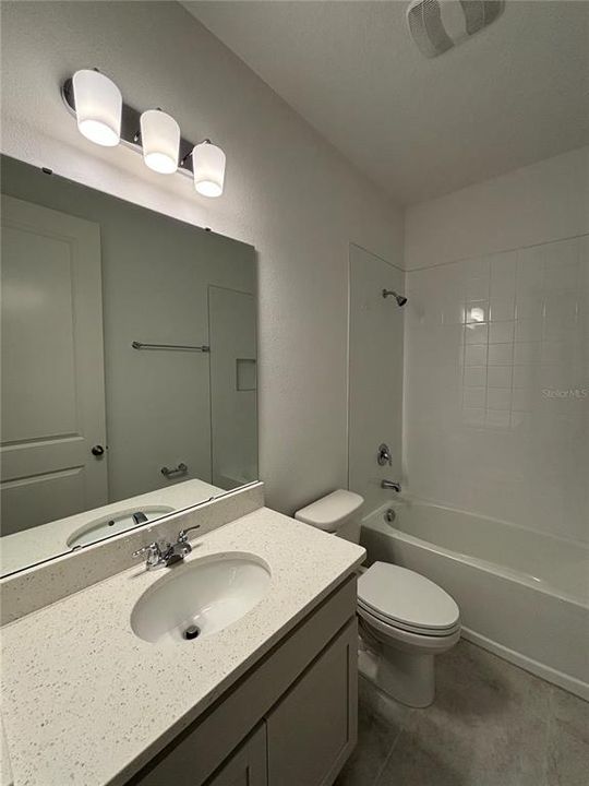 Active With Contract: $2,900 (3 beds, 2 baths, 1787 Square Feet)