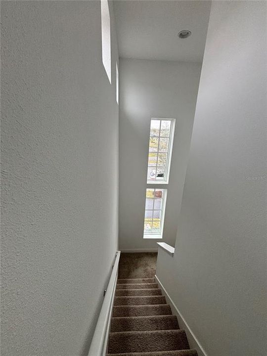 Active With Contract: $2,900 (3 beds, 2 baths, 1787 Square Feet)