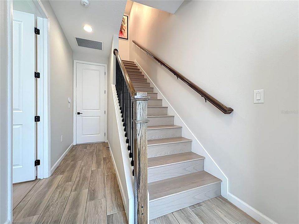 На продажу: $680,000 (4 спален, 3 ванн, 1815 Квадратных фут)