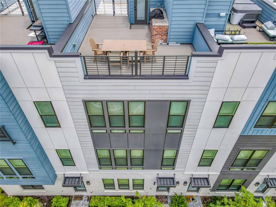 На продажу: $680,000 (4 спален, 3 ванн, 1815 Квадратных фут)