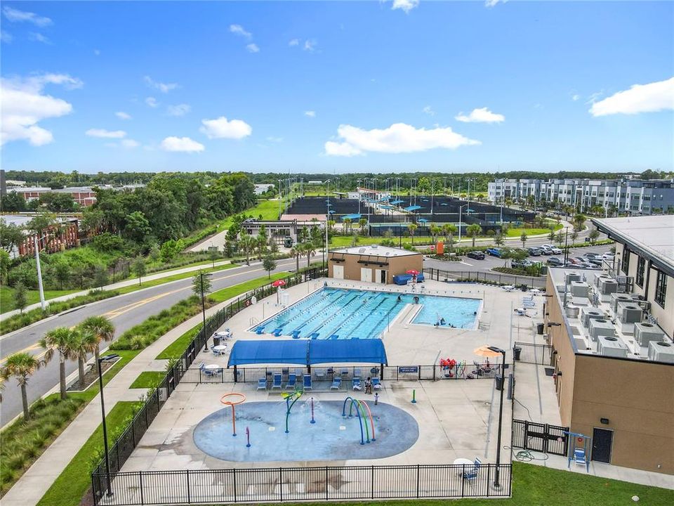 На продажу: $680,000 (4 спален, 3 ванн, 1815 Квадратных фут)