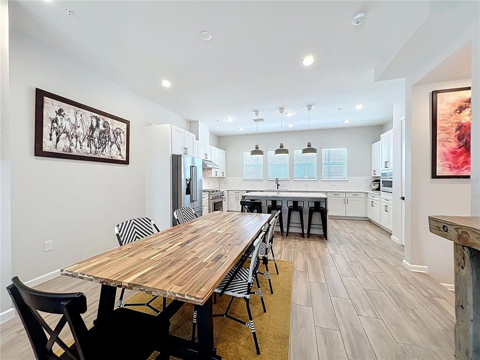 На продажу: $680,000 (4 спален, 3 ванн, 1815 Квадратных фут)