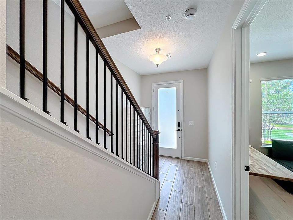 На продажу: $680,000 (4 спален, 3 ванн, 1815 Квадратных фут)