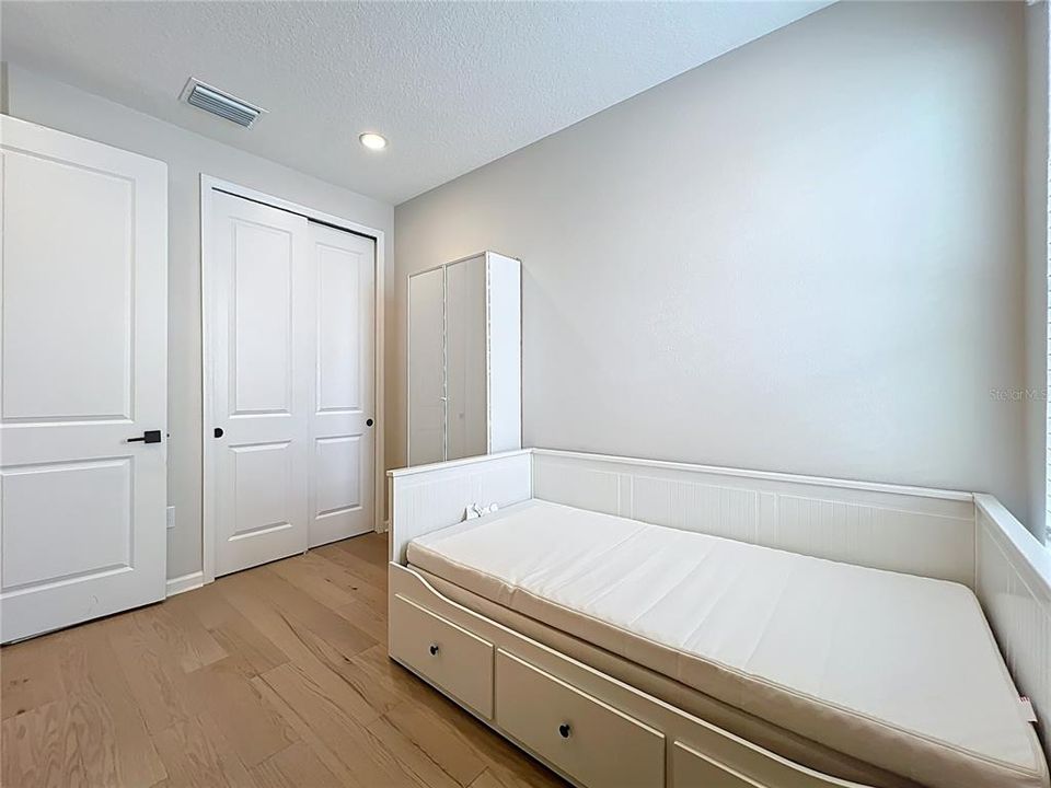 На продажу: $680,000 (4 спален, 3 ванн, 1815 Квадратных фут)