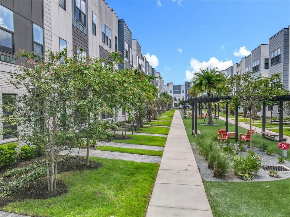 На продажу: $680,000 (4 спален, 3 ванн, 1815 Квадратных фут)