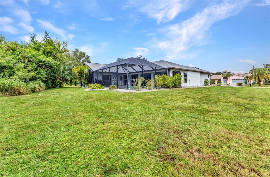 合同活跃: $419,900 (3 贝兹, 2 浴室, 2271 平方英尺)