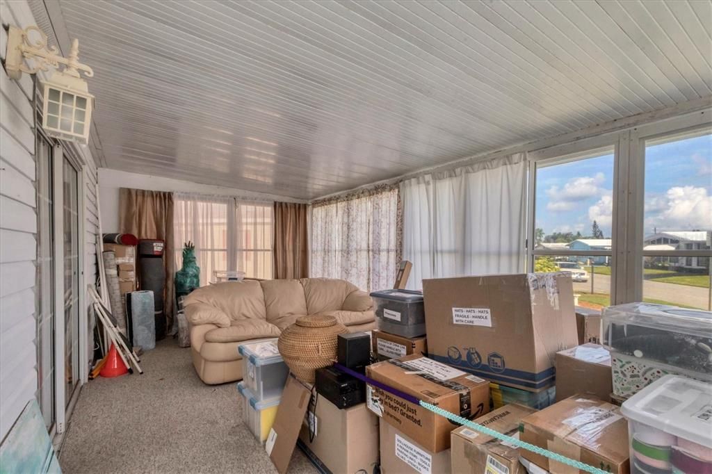 Activo con contrato: $190,000 (2 camas, 2 baños, 1421 Pies cuadrados)