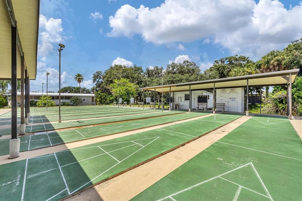 Activo con contrato: $190,000 (2 camas, 2 baños, 1421 Pies cuadrados)