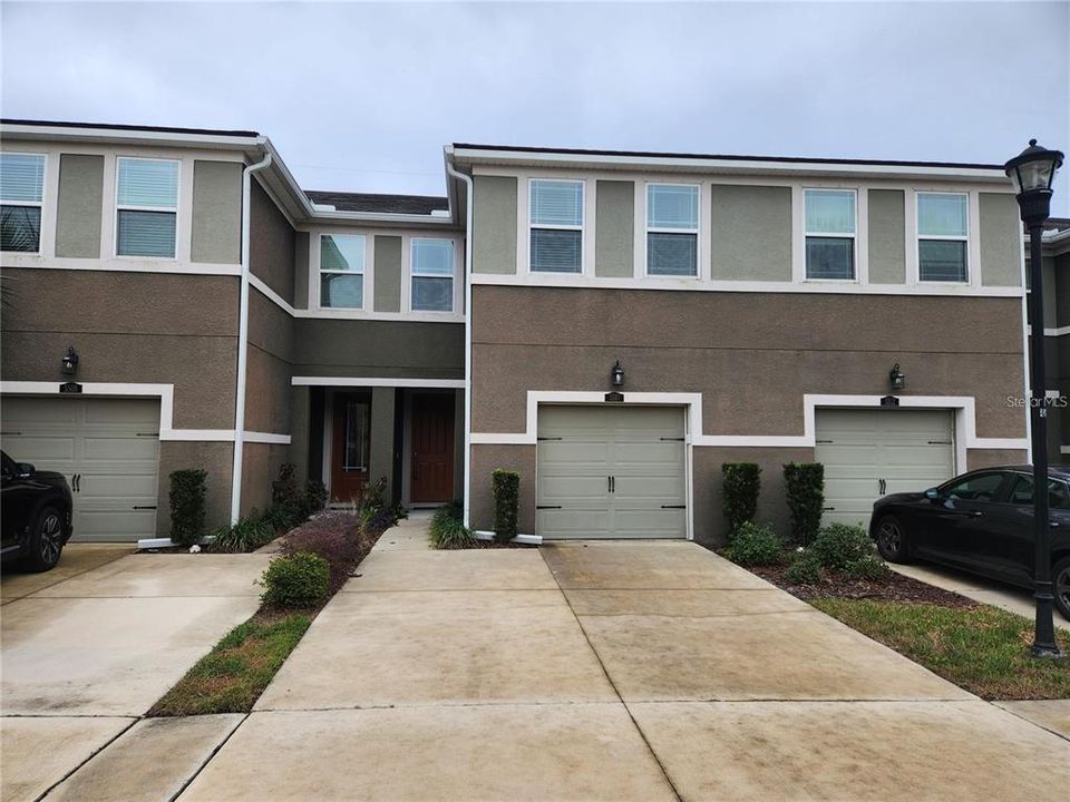 For Rent: $3,000 (3 beds, 2 baths, 1888 Square Feet)