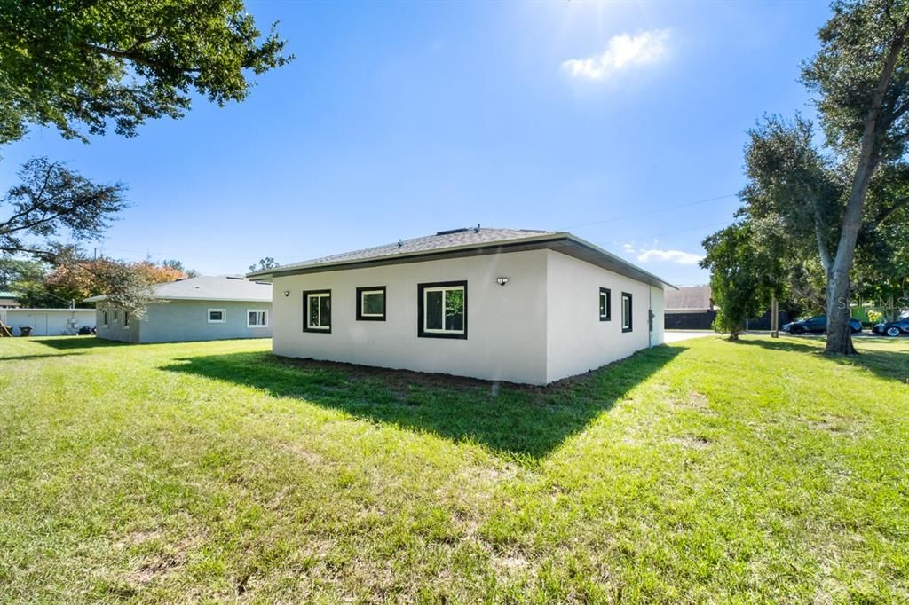 На продажу: $399,000 (3 спален, 2 ванн, 1470 Квадратных фут)