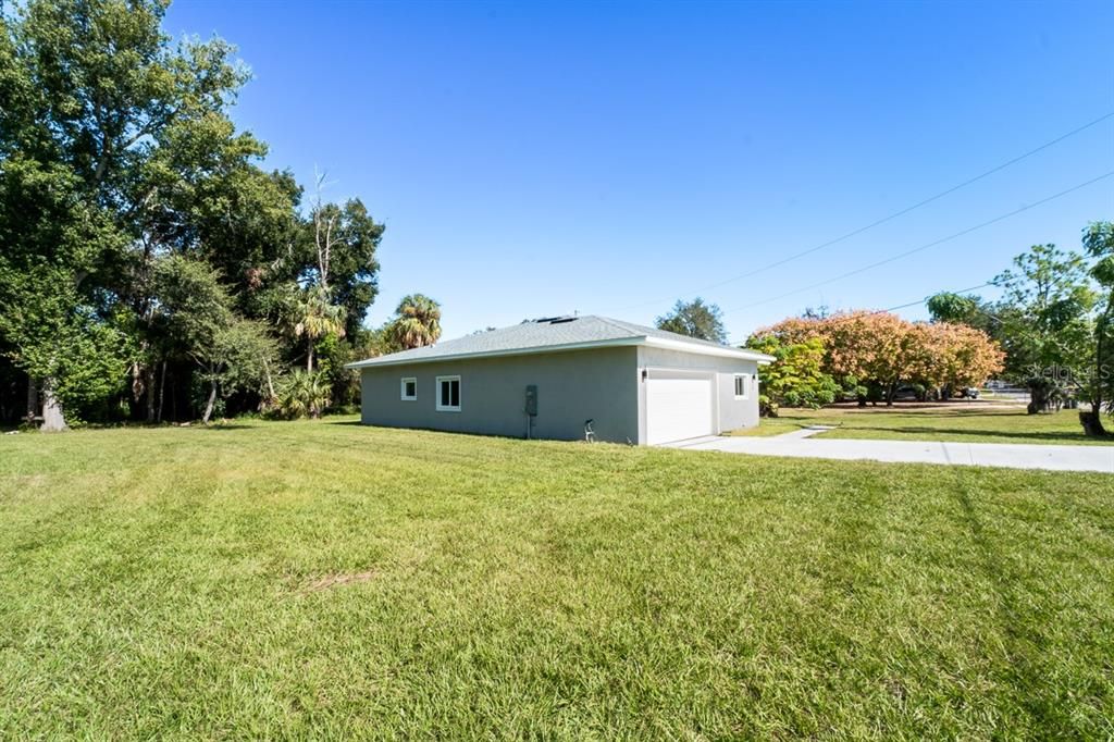 На продажу: $399,000 (3 спален, 2 ванн, 1470 Квадратных фут)