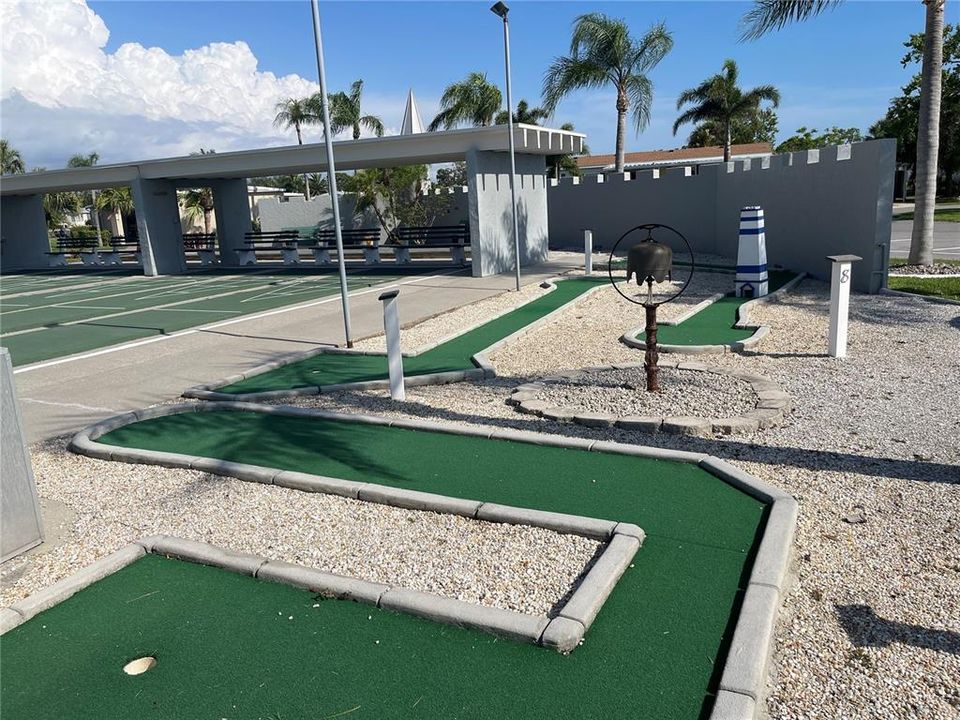 合同活跃: $189,000 (3 贝兹, 2 浴室, 1485 平方英尺)