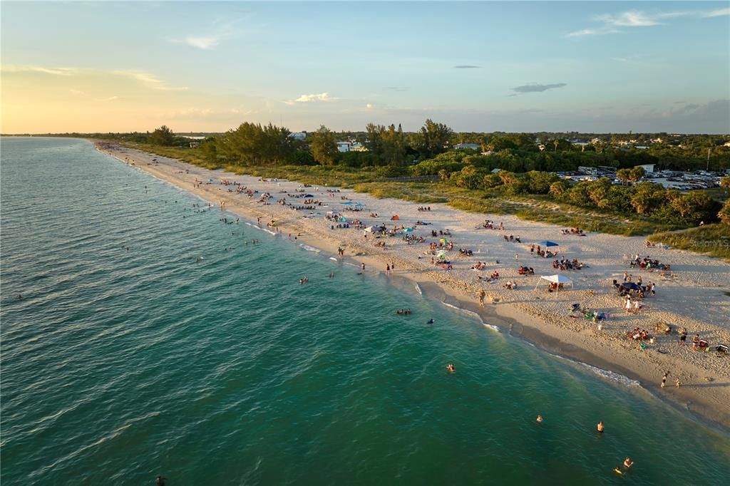 合同活跃: $189,000 (3 贝兹, 2 浴室, 1485 平方英尺)