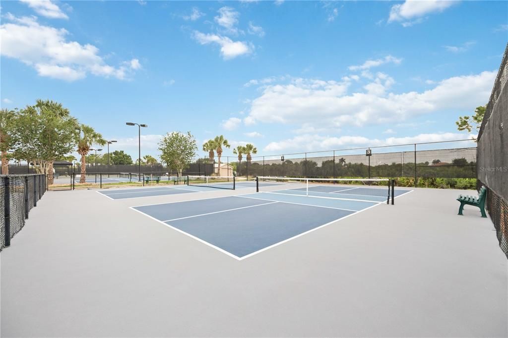 For Rent: $7,500 (3 beds, 2 baths, 1737 Square Feet)