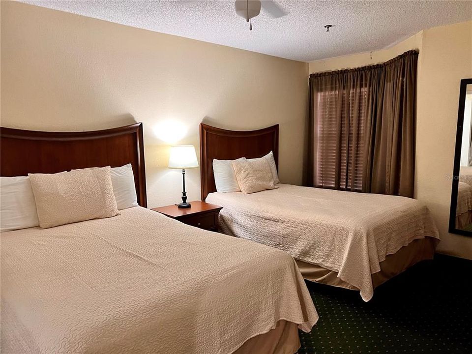 For Sale: $150,000 (1 beds, 1 baths, 524 Square Feet)