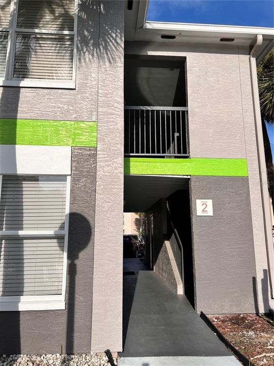 For Sale: $150,000 (1 beds, 1 baths, 524 Square Feet)