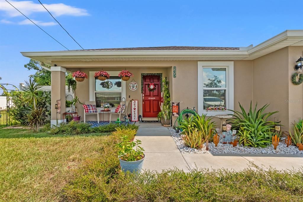 En Venta: $230,000 (3 camas, 2 baños, 1171 Pies cuadrados)