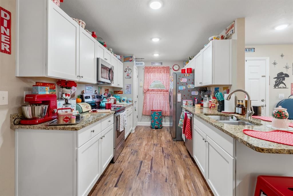 En Venta: $230,000 (3 camas, 2 baños, 1171 Pies cuadrados)