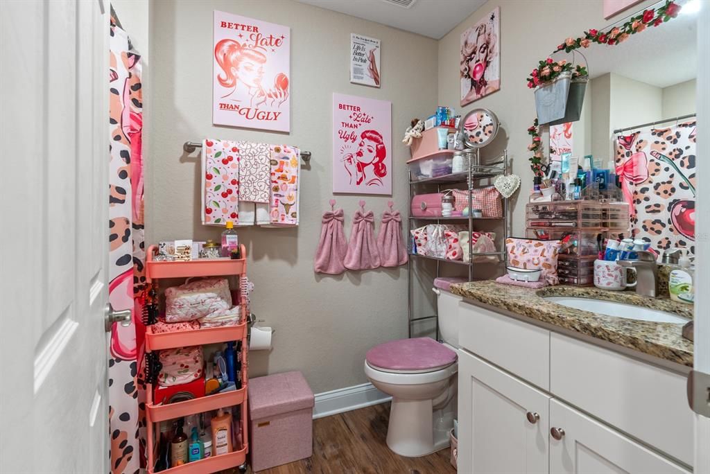 En Venta: $230,000 (3 camas, 2 baños, 1171 Pies cuadrados)