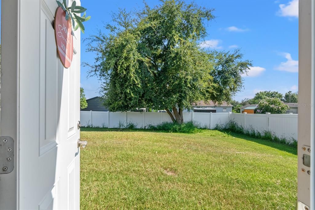 En Venta: $230,000 (3 camas, 2 baños, 1171 Pies cuadrados)