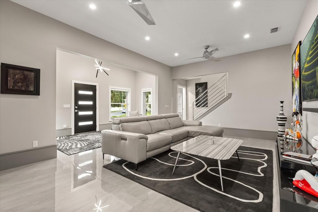 For Sale: $1,099,999 (3 beds, 3 baths, 2413 Square Feet)