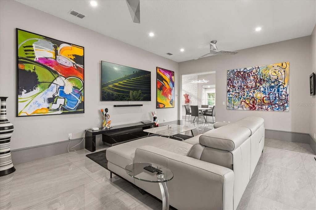 For Sale: $1,099,999 (3 beds, 3 baths, 2413 Square Feet)