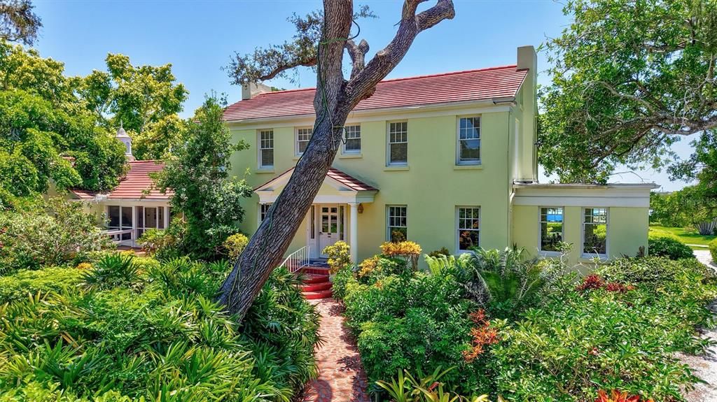 На продажу: $397,000 (3 спален, 2 ванн, 1283 Квадратных фут)