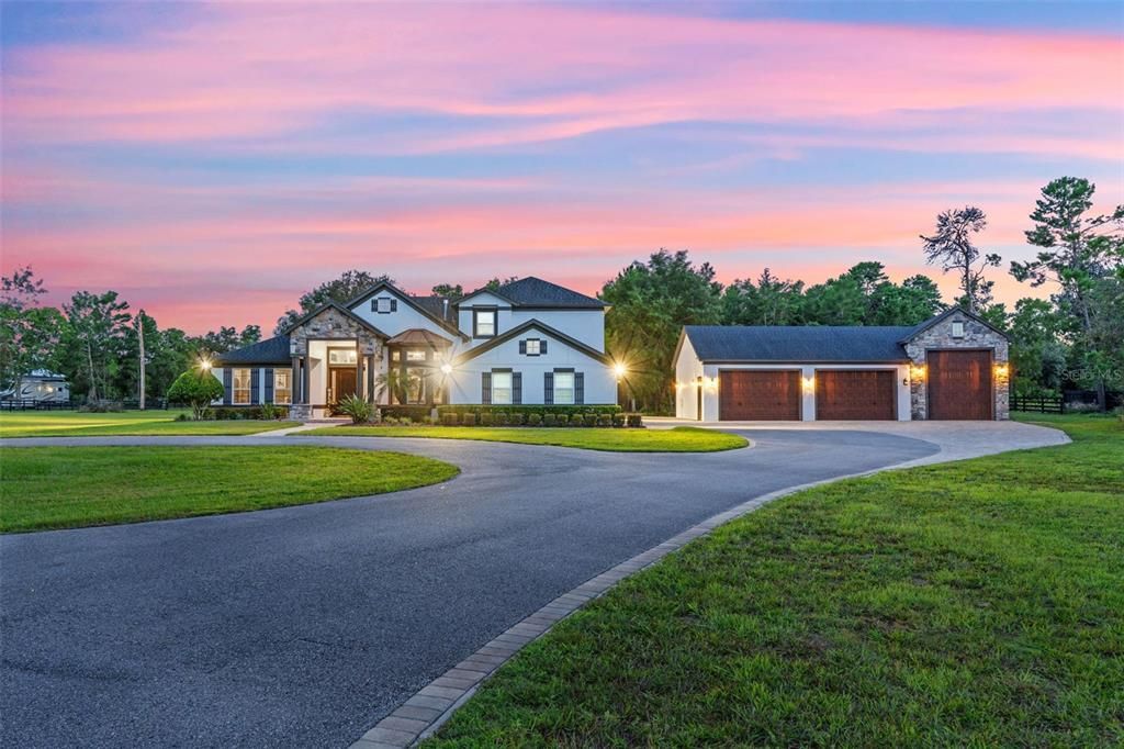 最近售出: $2,200,000 (4 贝兹, 4 浴室, 3995 平方英尺)