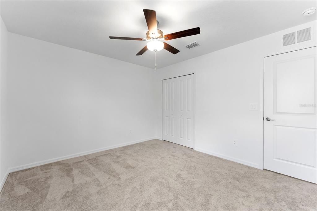 En Venta: $424,900 (4 camas, 2 baños, 2633 Pies cuadrados)