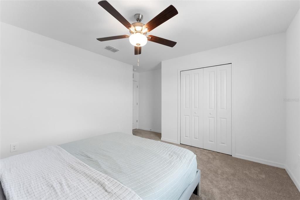 En Venta: $424,900 (4 camas, 2 baños, 2633 Pies cuadrados)