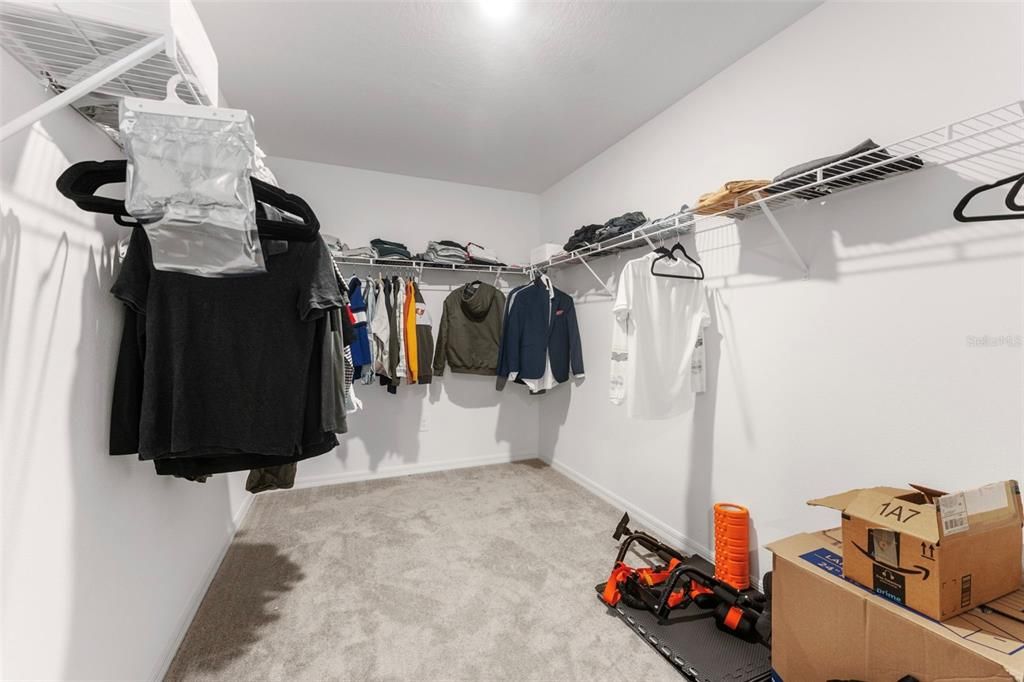 En Venta: $424,900 (4 camas, 2 baños, 2633 Pies cuadrados)