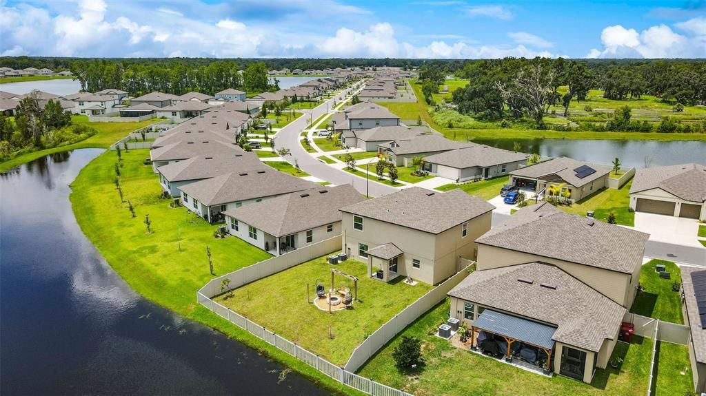 En Venta: $424,900 (4 camas, 2 baños, 2633 Pies cuadrados)