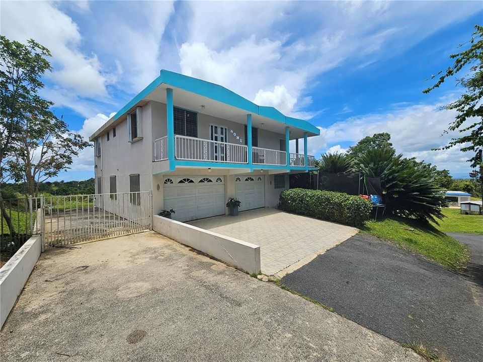 En Venta: $260,000 (3 camas, 2 baños, 1260 Pies cuadrados)