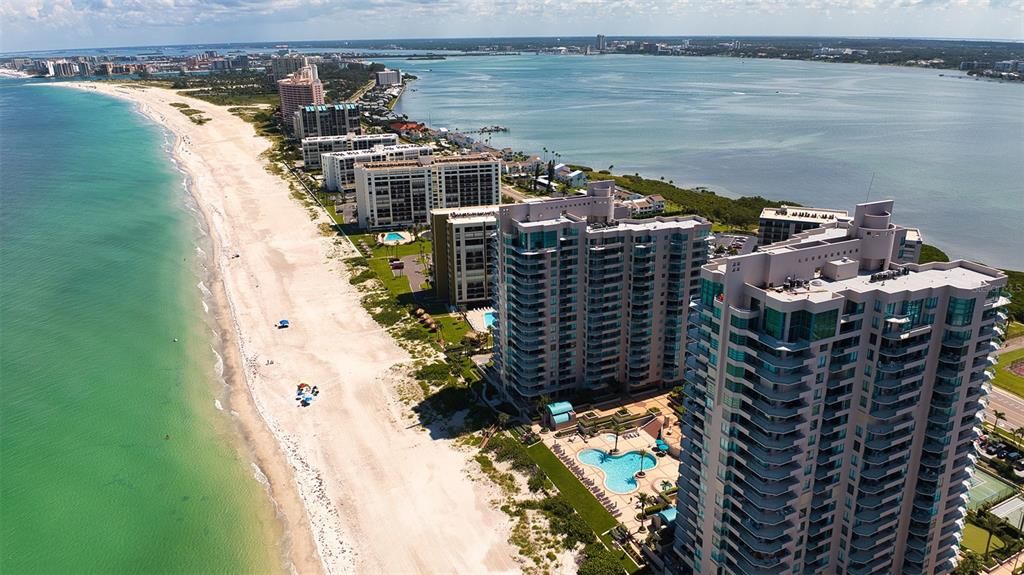 待售: $1,950,000 (3 贝兹, 2 浴室, 1942 平方英尺)