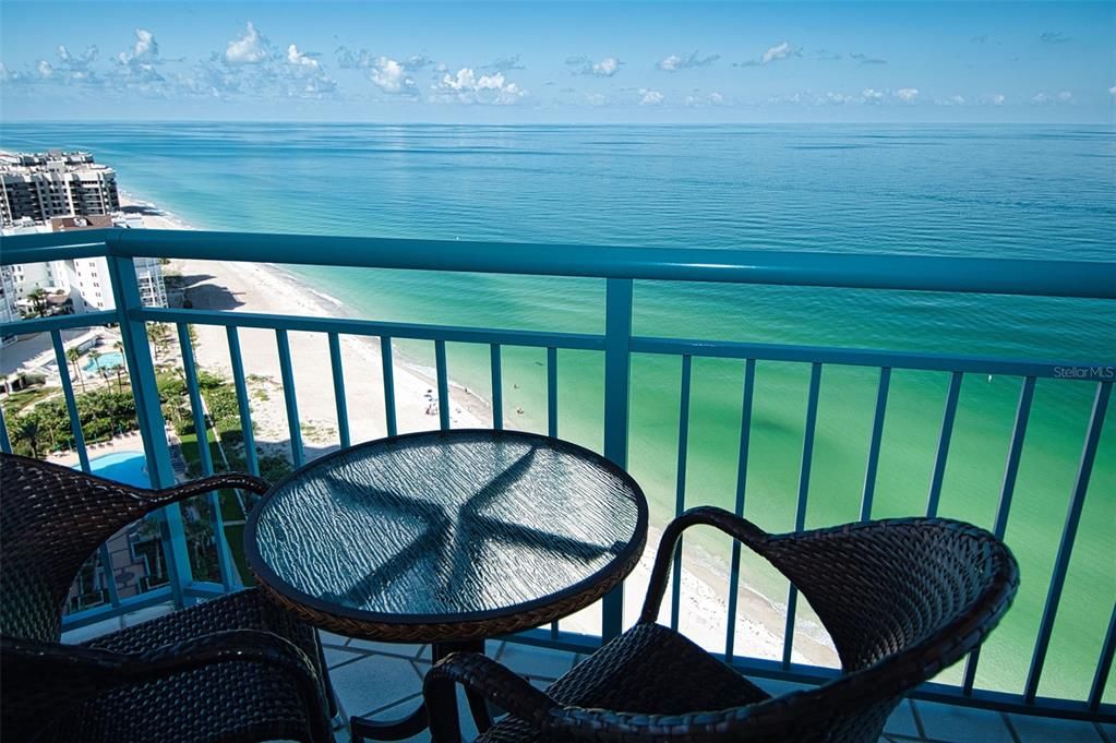 待售: $1,950,000 (3 贝兹, 2 浴室, 1942 平方英尺)