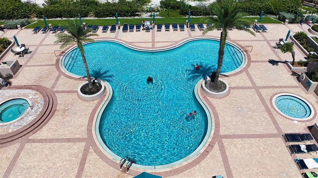 待售: $1,950,000 (3 贝兹, 2 浴室, 1942 平方英尺)