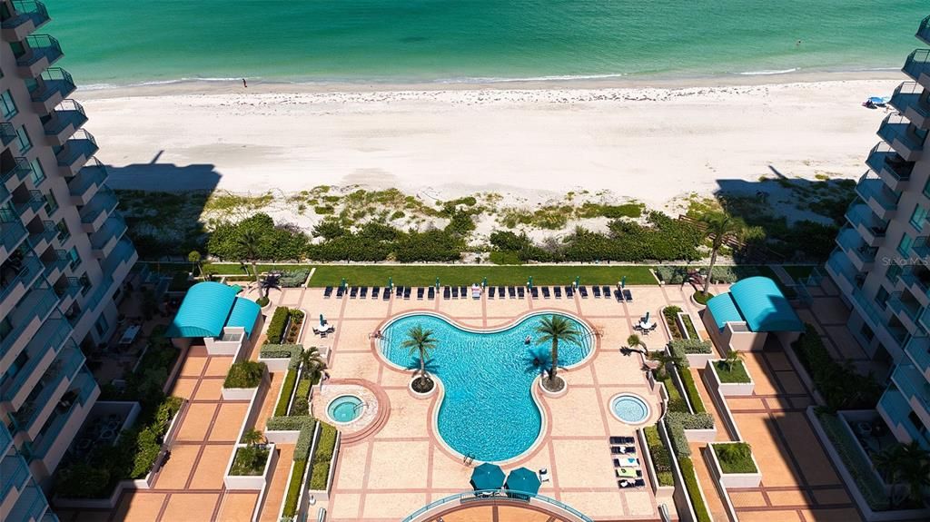 待售: $1,950,000 (3 贝兹, 2 浴室, 1942 平方英尺)