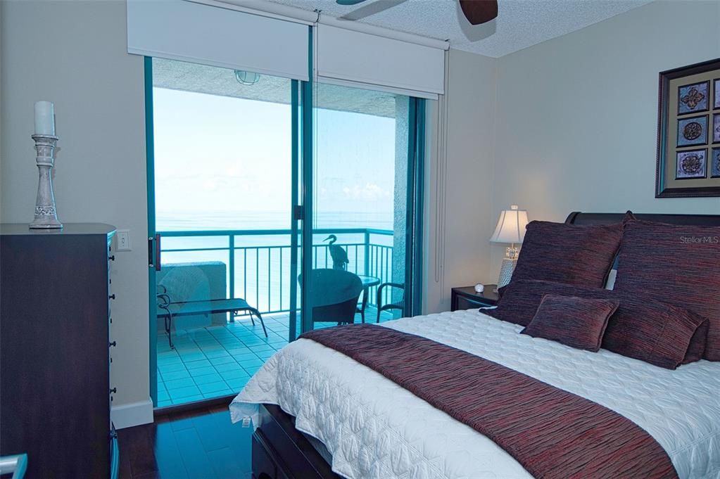 待售: $1,950,000 (3 贝兹, 2 浴室, 1942 平方英尺)