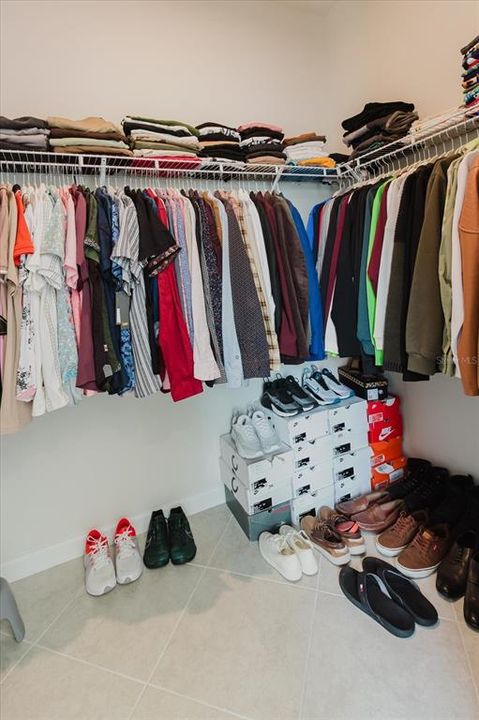 Activo con contrato: $350,000 (3 camas, 2 baños, 1500 Pies cuadrados)