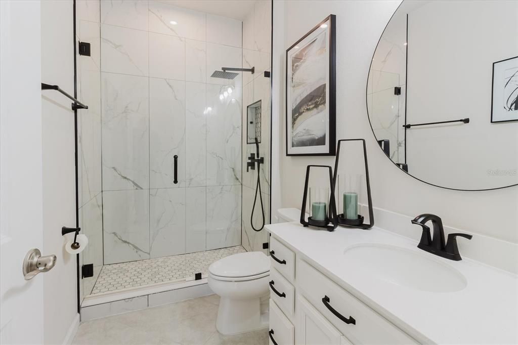 Activo con contrato: $350,000 (3 camas, 2 baños, 1500 Pies cuadrados)