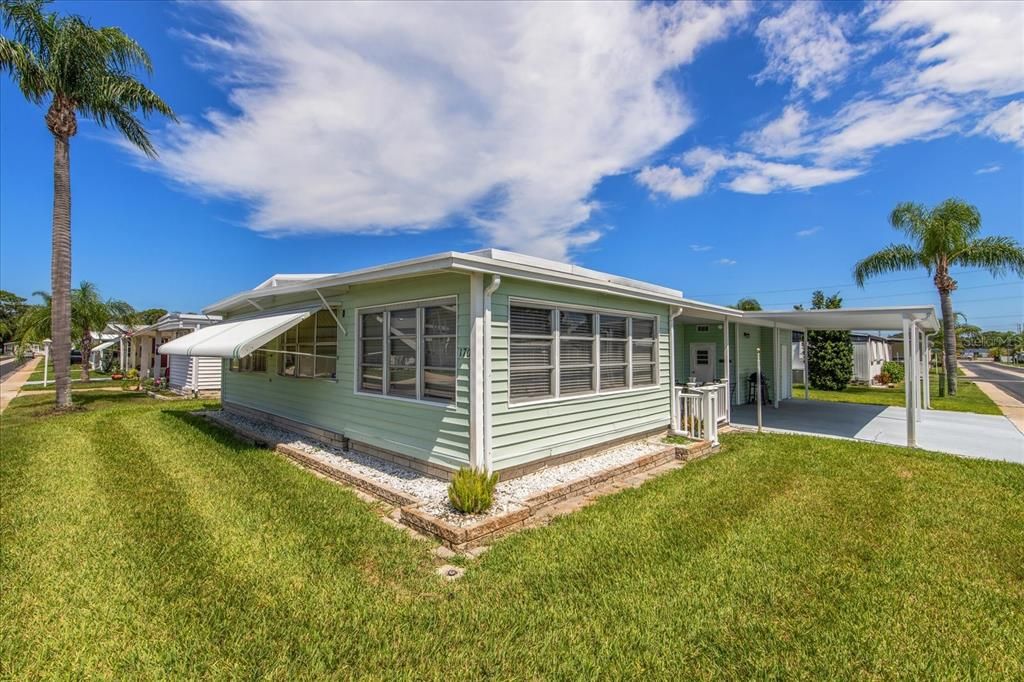 合同活跃: $165,000 (2 贝兹, 2 浴室, 1344 平方英尺)