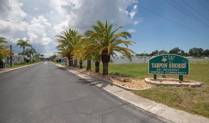 合同活跃: $165,000 (2 贝兹, 2 浴室, 1344 平方英尺)