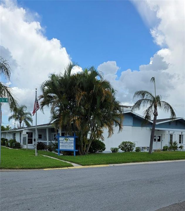 For Sale: $69,999 (1 beds, 1 baths, 427 Square Feet)