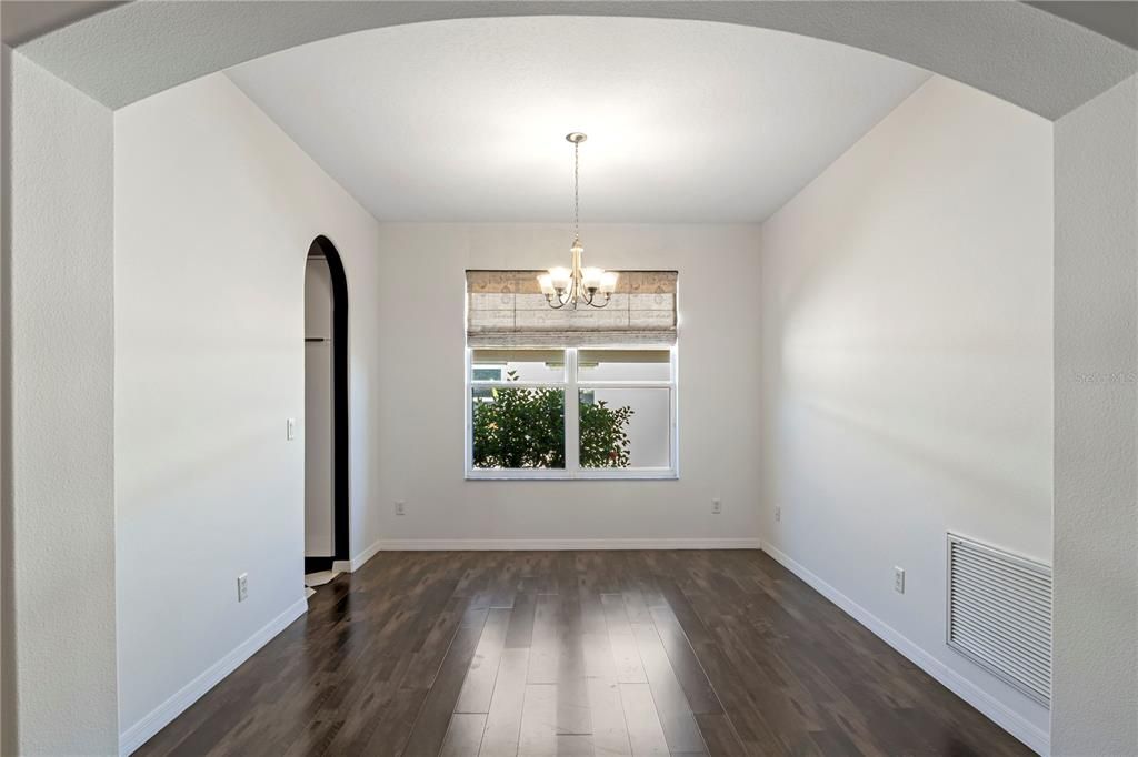 В аренду: $2,600 (3 спален, 2 ванн, 1772 Квадратных фут)