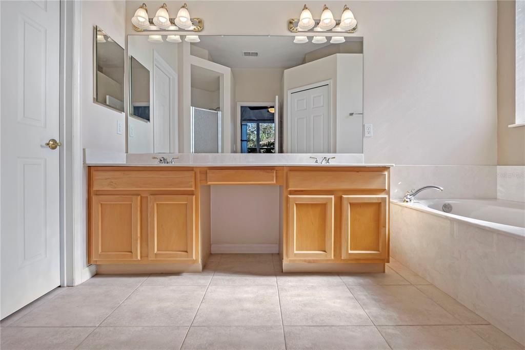 В аренду: $2,600 (3 спален, 2 ванн, 1772 Квадратных фут)