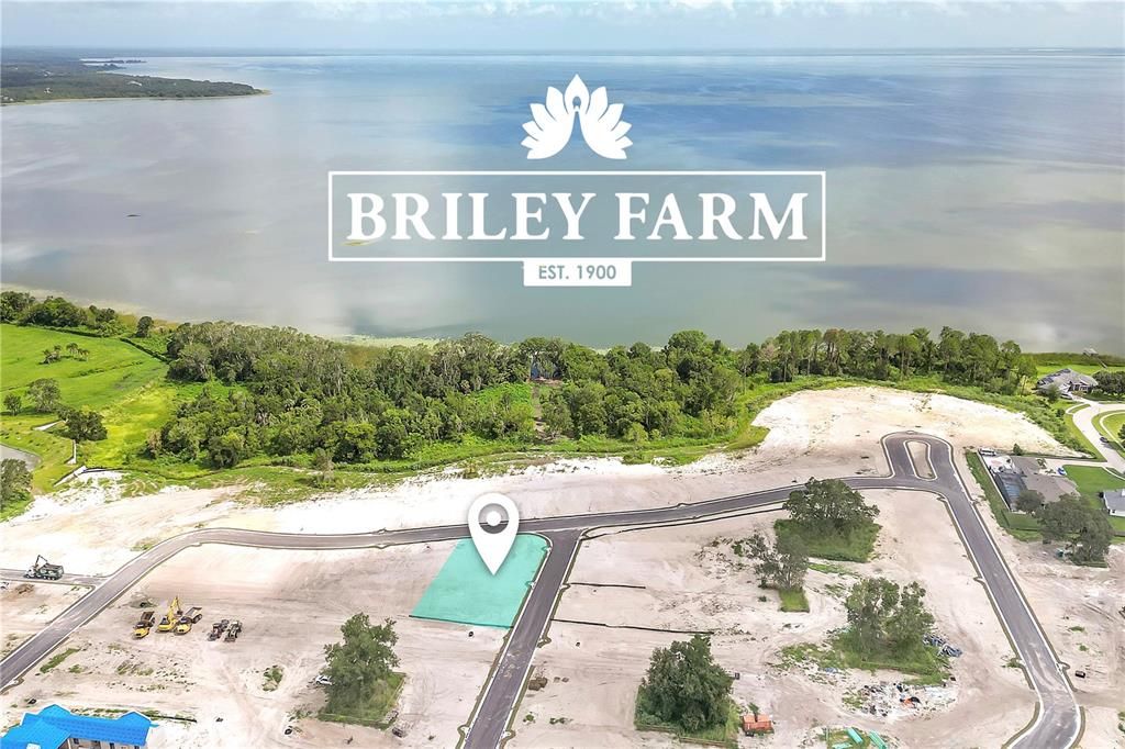 待售: $575,000 (0.45 acres)